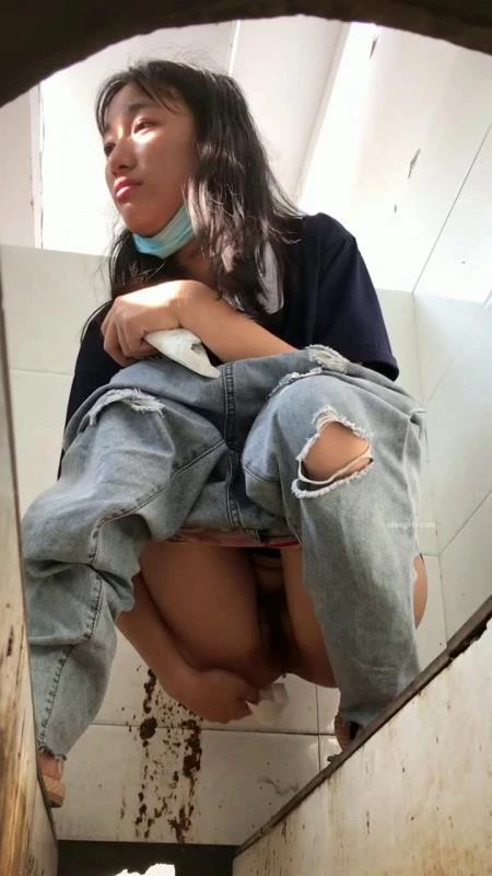 Asian Peeping Voyeur Uncensoredトイレでおしっこをする美しい女性 BFJP-101 [UltraHD/2K/2024]